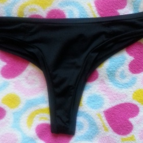 Černé brazilské plavky Tezenis