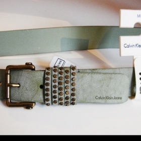 Zelený pásek Calvin Klein - foto č. 1