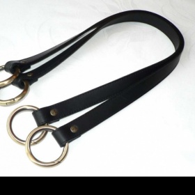 Uši na kabelku Brno