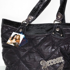 Černá kabelka Dereon by Beyonce - foto č. 1