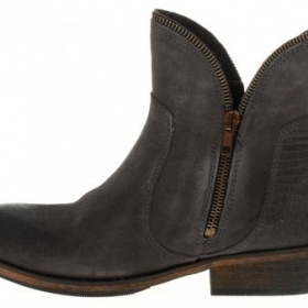 Kotníkové boty s ozdobným zipem - kde koupit?