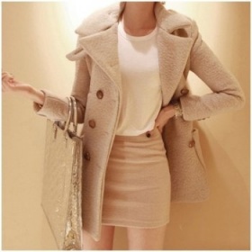 Kde sehnat kvalitní béžový zimní kabát