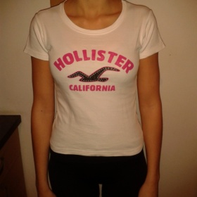 Bílé tričko s krátkým rukávem Hollister - foto č. 1