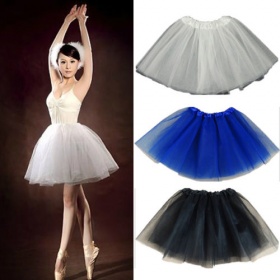 Kde koupit černou spodničku?