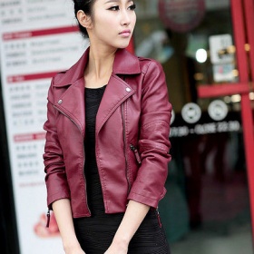 Odstránenie zápachu z koženkového kabátu