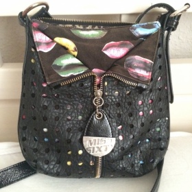 Taška přes rameno Miss Sixty Miss Sixty