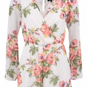 Vhodnost společenštějšího overalu na svatbu