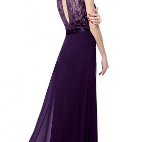 Jaké boty k tmavě fialovým šatům