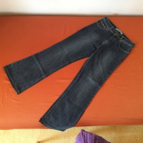 Džíny tmavě modré do zvonu neznačkové