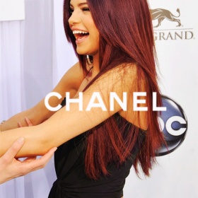 Vínová barva na vlasy