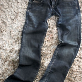 Dámské džíny DIESEL