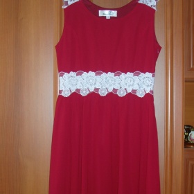 Vínové krajkové šaty Neznačkové