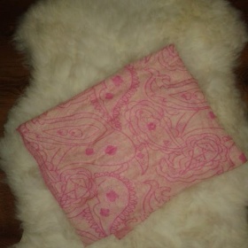 Růžový maxi šátek neznačková - foto č. 1