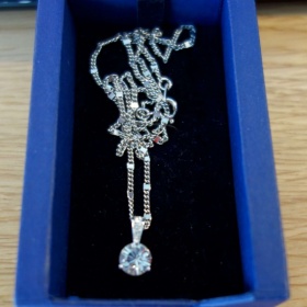 Řetízek s přívěškem Swarovski