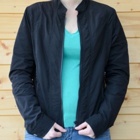 Tenká šusťáková bunda Calvin Klein - foto č. 1