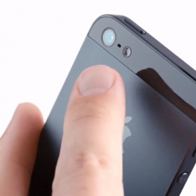 Špatné sklíčko na iPhone 5s