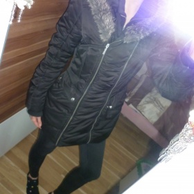 Zimní bunda s kožíškem Orsay - foto č. 1