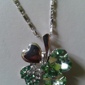 Zelený čtyřlístek pro štěstí řetízek neznačková