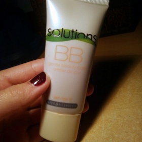 Avon BB krém SPF 15 Solutions AVON