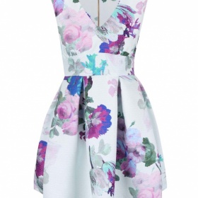 Jaké doplňky zvolit k šatům na svatbu?