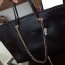 Kabelka Nikki Chain Tote Black Guess - foto č. 2