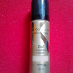 Make up Elixir 2 v 1 Max Factor