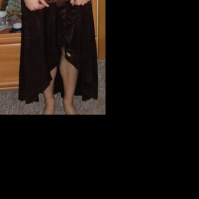 Vhodné šaty na věneček