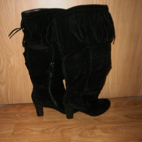 Trendy kozačky s třásněmi zn. Mixer