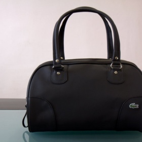 Výběr kabelky Lacoste