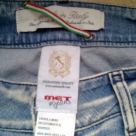 Met Jeans