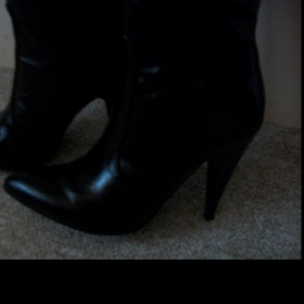 Kozačky s vysokým podpatkem Deichmann 36