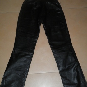 Černé kožené kalhoty - foto č. 1