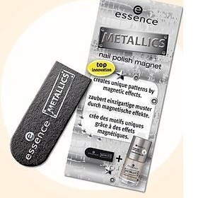 Magnetický lak na nehty od Essence