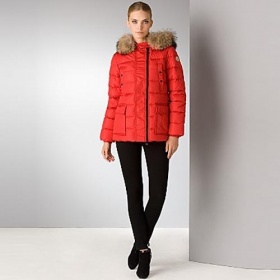 Jaké kabelky k péřové bundičce?