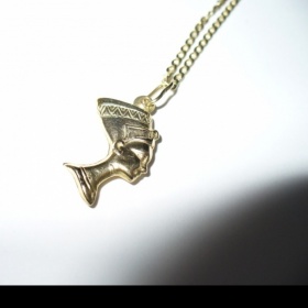 Zlatý řetízek s kleopatrou