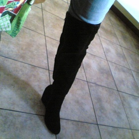 Černé semišové kozačky nad kolena Bata - foto č. 1