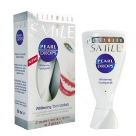 Hollywood smile - opravdu bělí zuby?