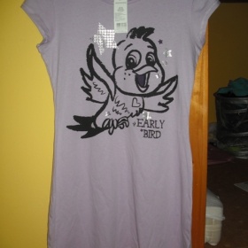 Fialová noční košile F&F sto proc. bavlna s nápisem early bird