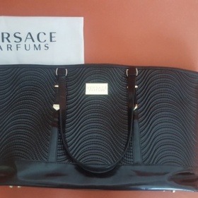 Velká kabelka Versace parfums - foto č. 1