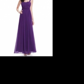 Jaké doplňky k fialovým šatům