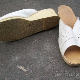 Retro pantofle neznačková - foto č. 1