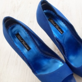 Lodičky královská modrá Barratts shoes - foto č. 1