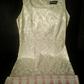 Jaké silonky k těmto šatičkám