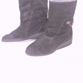 Zimní černé kožené semišky Baťa