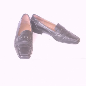 Černé kožené mokasíny Baťa