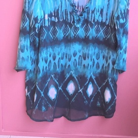 Žíhaná tyrkysová tunika HM