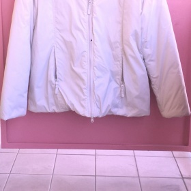 Krémově bílá zimní bunda Cherokee