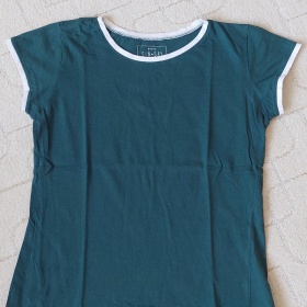 Zelené tričko S/M Sinsay - foto č. 1