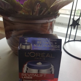 Loréal Paris Revitalift Laser Pressed Cream s retinolem noční krém 50 ml L'Oréal Paris