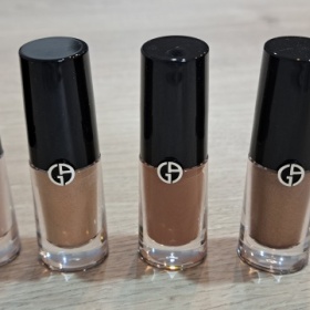Armani Eye Tint Eyeshadow - 4 odstíny: 11S, 12S, 22M, 68S Armani